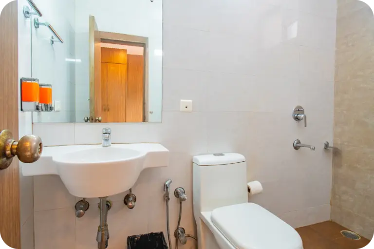 102_Room8 1